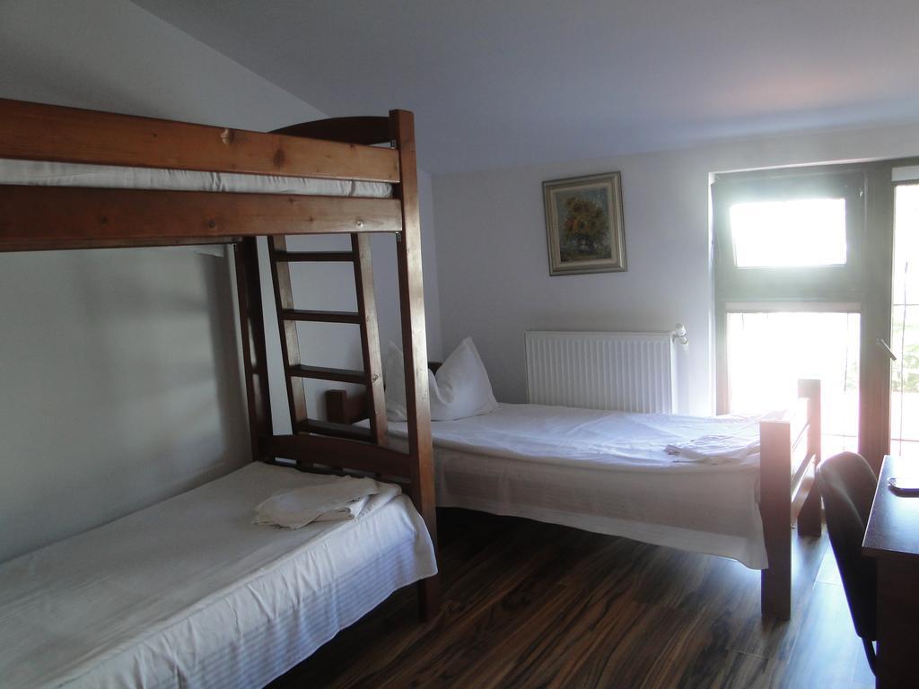 Hostel Bella Italia Brăila Extérieur photo